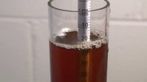 Lee más sobre el artículo ¿Cómo se mide el contenido de alcohol en una cerveza?